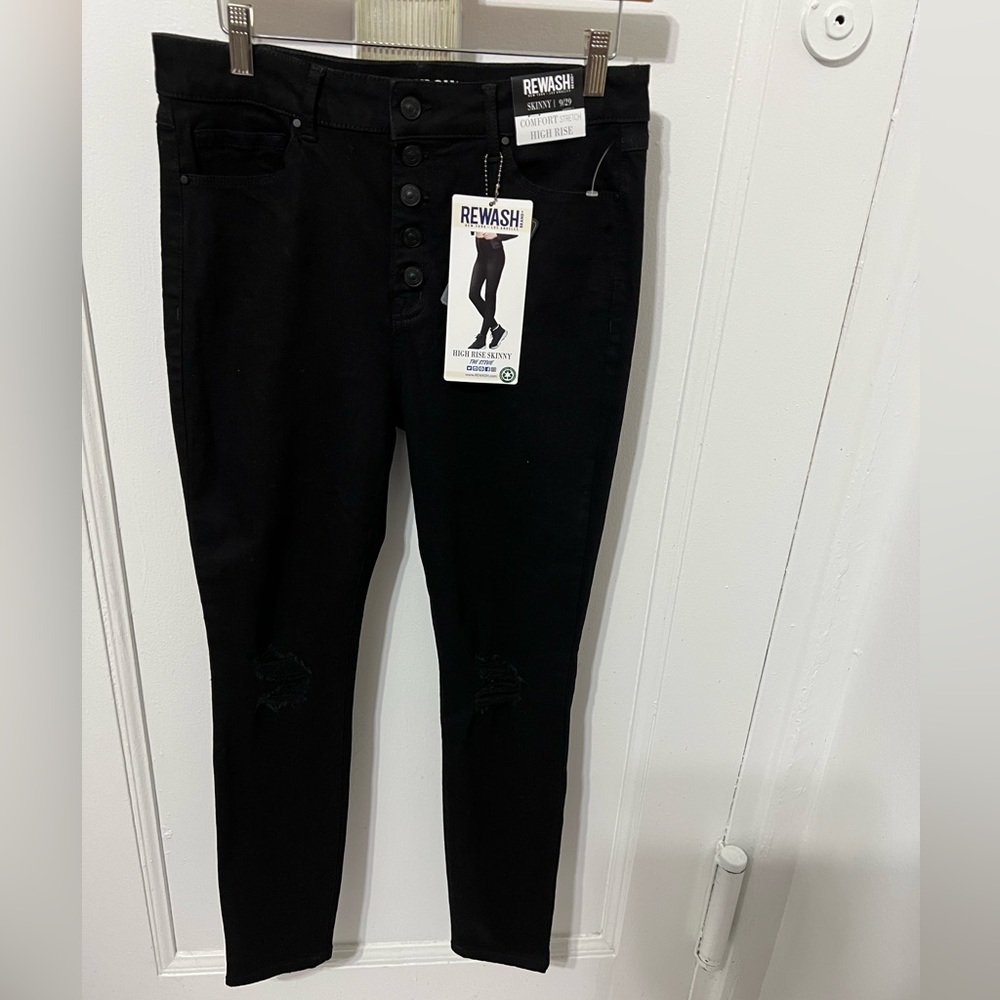 BRAND REWASH NEW JEANS FOR WOMEN size 29